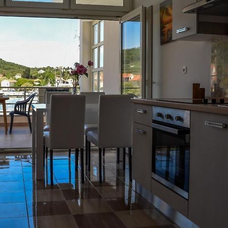 Galeb Apartment Veli Iz Exterior photo